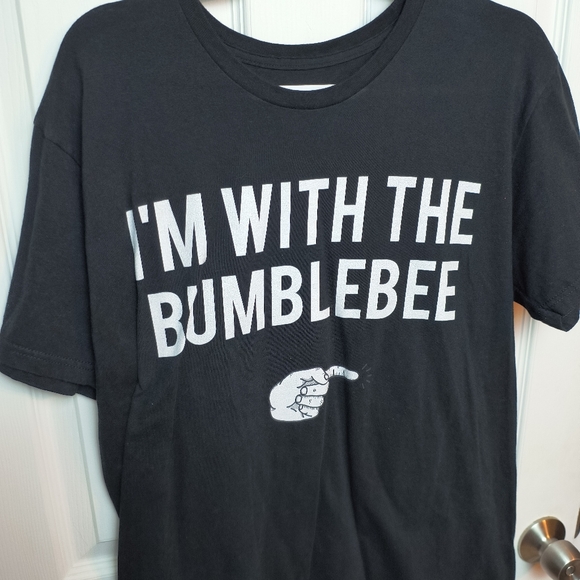 I'm With Bumblebee Halloween Costume Party Matching Couples T-Shirt Men's L - Picture 2 of 8